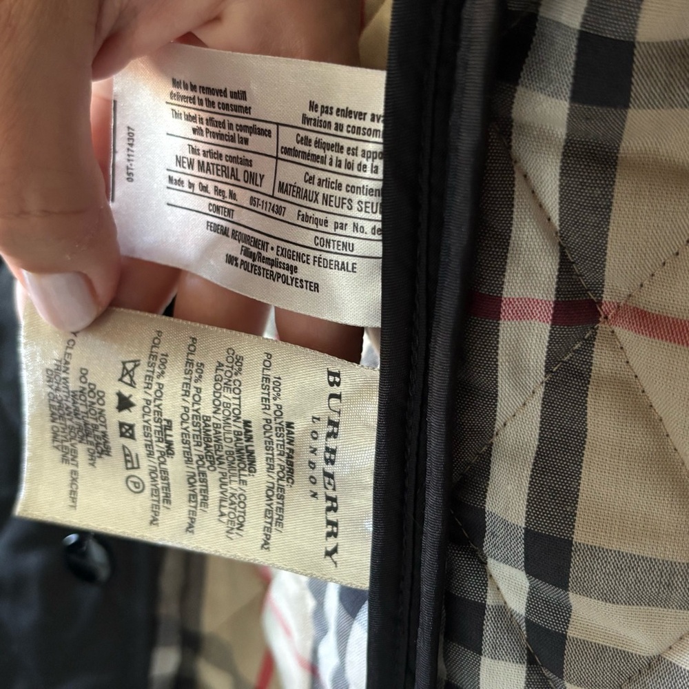 Burberry Black Quilted Women's Jacket - Picture 6 of 14
